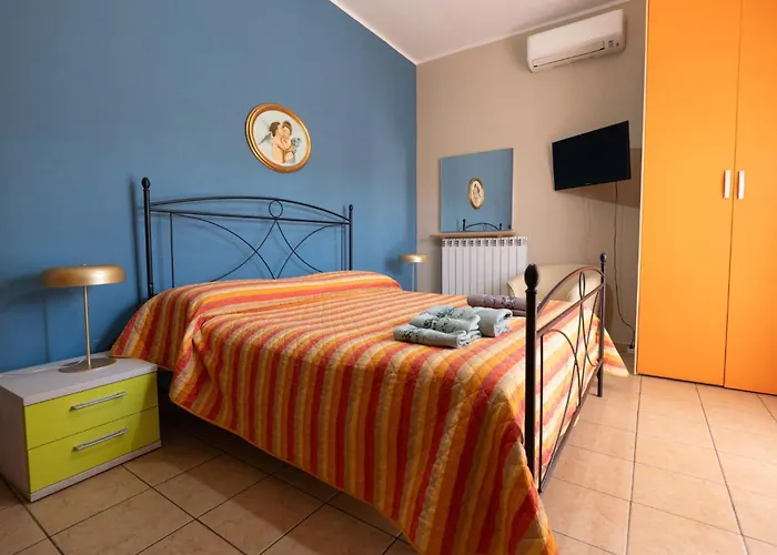 לינה וארוחת בוקר Soleluna