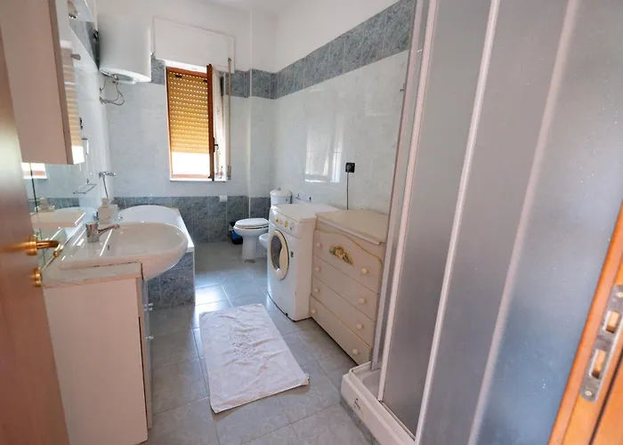 לינה וארוחת בוקר Soleluna 3*