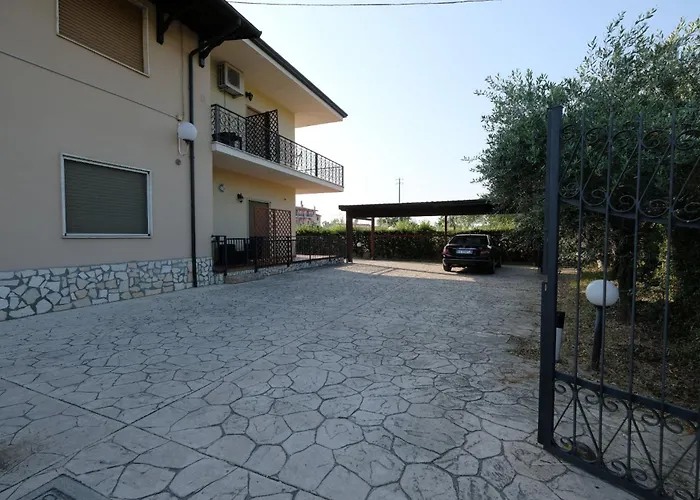 לינה וארוחת בוקר Soleluna 3*